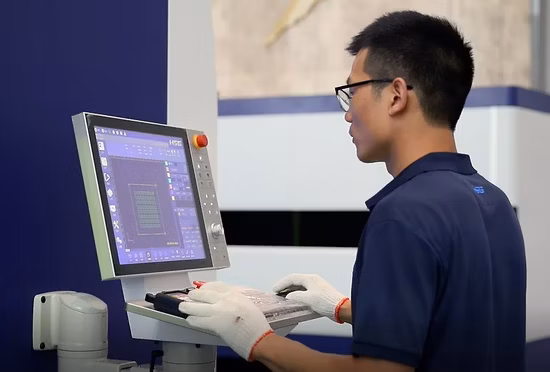 6kw /8kw /10kw /12kw Ipg /Raycus Power Max Equipamentos de corte a laser de fibra CNC Máquina de corte a laser de fibra metálica para máquinas agrícolas Indústria aeroespacial